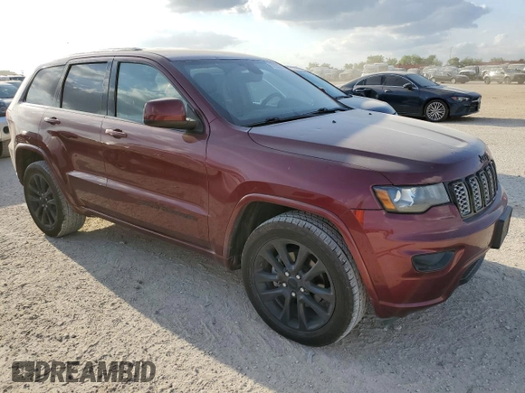 2017 Jeep Grand Cherokee Laredo with VIN 1C4RJFAG0HC910017, listed as a Copart auction lot 53092345 with 108,185 mi miles and Clean title. Bid and sale history available at DreamBid. Image 4.