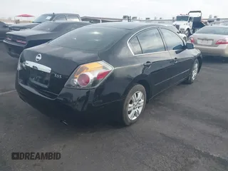 2011 Nissan Altima 2.5 S with VIN 1N4AL2AP4BN465251, listed as a IAAI auction lot 41465107 with 191,413 mi miles. Bid and sale history available at carsss.com. Image 4.