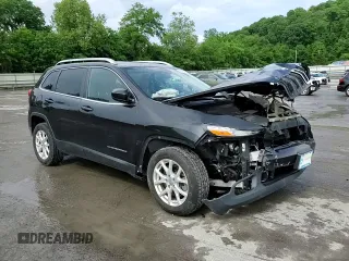 2016 Jeep Cherokee Altitude z VIN 1C4PJLCB3GW209573, wystawiony jako Copart lot #59858895 z przebiegiem 112 186 mil mil oraz Szkoda całkowita • Salvage title. Historia ofert i sprzedaży dostępna na DreamBid. Obrazek 14.