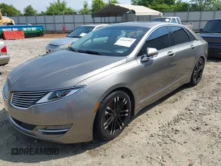 2015 Lincoln MKZ with VIN 3LN6L2GK9FR616272, listed as a IAAI auction lot 42142551 with Not Provided miles and . Bid and sale history available at DreamBid. Image 2.