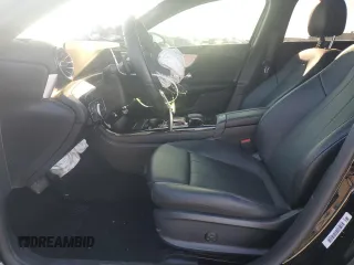 2020 Mercedes-Benz A 220 z VIN W1K3G4EB6LJ228454, wystawiony jako Copart lot #83713224 z przebiegiem 49 115 mil mil oraz Szkody całkowita. Historia ofert i sprzedaży dostępna na DreamBid. Obrazek 7.