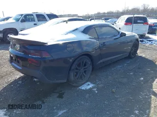 2014 Chevrolet Camaro LT z VIN 2G1FB1E35E9134246, wystawiony jako IAAI lot #41623733 z przebiegiem 171 444 mil mil oraz . Historia ofert i sprzedaży dostępna na DreamBid. Obrazek 4.