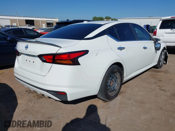 2020 Nissan Altima S with VIN 1N4BL4BV8LC174830, listed as a IAAI auction lot 40313313 with 83,686 mi miles and . Bid and sale history available at carsss.com. Image 4.