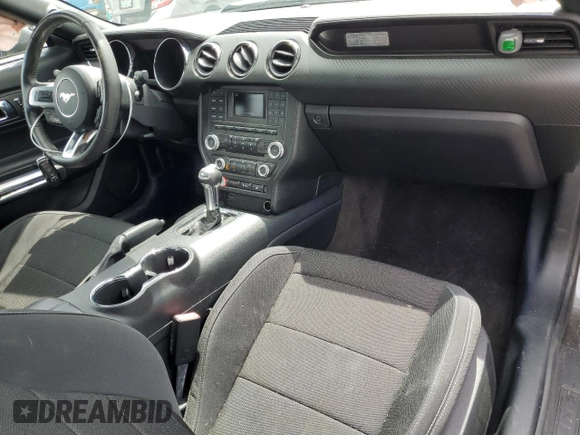 2016 Ford Mustang V6 с VIN 1FA6P8AM9G5214946, выставлен на аукционе Copart как лот 55877915 с пробегом 146 936 миль миль и Списание • Salvage title. История ставок и продаж доступна на DreamBid. Изображение 8.
