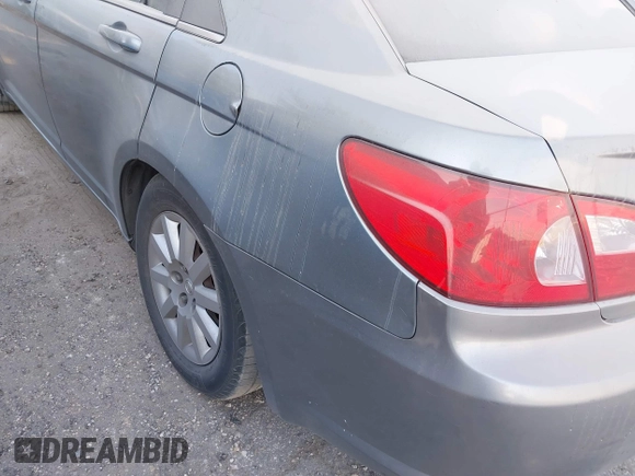 2008 Chrysler Sebring LX с VIN 1C3LC46K48N178968, выставлен на аукционе IAAI как лот 40523719 с пробегом 243 715 миль миль и . История ставок и продаж доступна на DreamBid. Изображение 15.