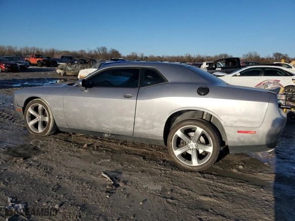 2018 Dodge Challenger R/T with VIN 2C3CDZBT1JH218950, listed as a Copart auction lot 42150955 with 90,127 mi miles and Salvage Title. Bid and sale history available at carsss.com. Image 2.