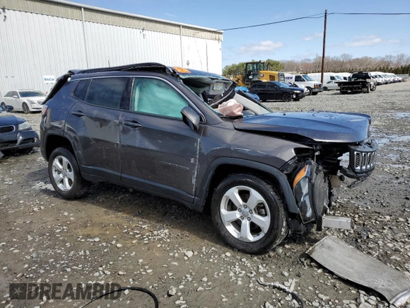 2019 Jeep Compass Latitude with VIN 3C4NJDBB5KT675311, listed as a Copart auction lot 51430265 with Not Provided miles and Salvage Title. Bid and sale history available at DreamBid. Image 4.