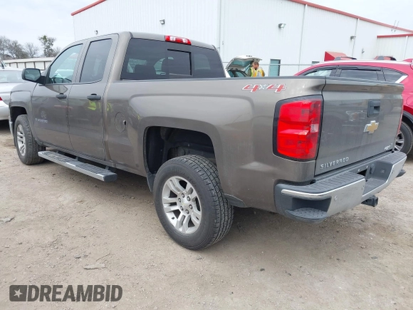 2014 Chevrolet Silverado 1500 LT with VIN 1GCVKREC8EZ139738, listed as a IAAI auction lot 41690917 with 137,519 mi miles. Bid and sale history available at carsss.com. Image 3.