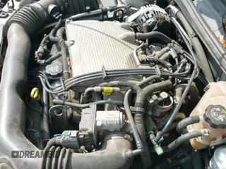 2004 Chevrolet Malibu Maxx LS z VIN 1G1ZT64814F177783, wystawiony jako IAAI lot #42219191 z przebiegiem 329 381 mil mil oraz . Historia ofert i sprzedaży dostępna na DreamBid. Obrazek 12.