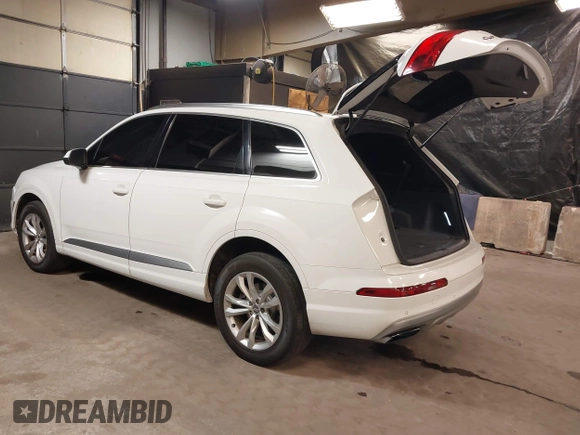 2017 Audi Q7 Premium with VIN WA1AAAF79HD033640, listed as a IAAI auction lot 40968863 with 111,260 mi miles and . Bid and sale history available at DreamBid. Image 3.