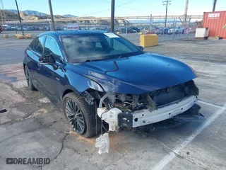 2019 Toyota Avalon Hybrid Limited with VIN 4T1B21FB0KU004767, listed as a IAAI auction lot 41670264 with 72,639 mi miles. Bid and sale history available at carsss.com. Image 1.