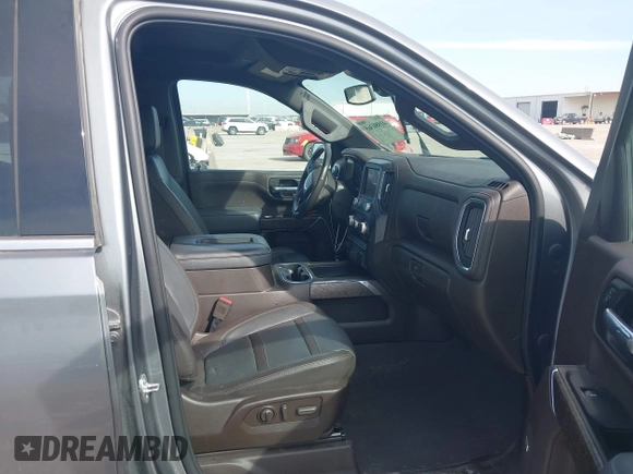 2021 GMC Sierra 1500 Denali z VIN 3GTU9FETXMG382438, wystawiony jako IAAI lot #41880365 z przebiegiem 54 651 mil mil oraz . Historia ofert i sprzedaży dostępna na DreamBid. Obrazek 5.