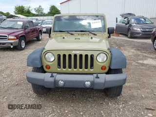 2013 Jeep Wrangler Sport z VIN 1C4AJWAG8DL535534, wystawiony jako IAAI lot #42454222 z przebiegiem 120 355 mil mil oraz . Historia ofert i sprzedaży dostępna na DreamBid. Obrazek 12.