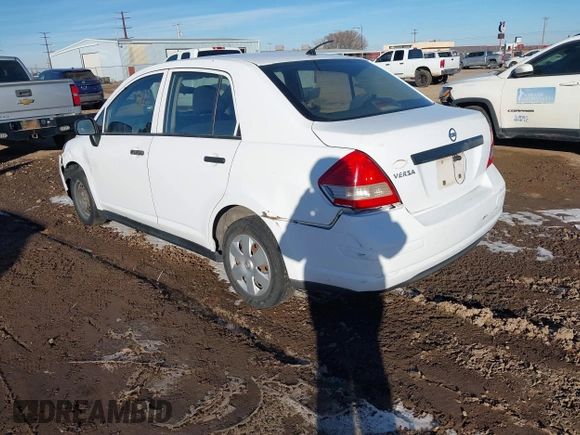 2010 Nissan Versa 1.6 with VIN 3N1CC1AP6AL385612, listed as a IAAI auction lot 41392745 with 195,521 mi miles. Bid and sale history available at carsss.com. Image 3.