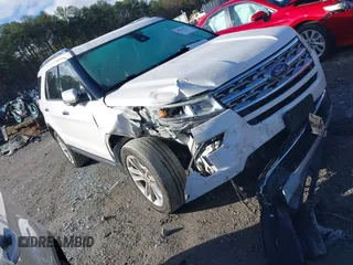 2019 Ford Explorer Limited z VIN 1FM5K7F82KGA03297, wystawiony jako IAAI lot #40847611 z przebiegiem 104 904 mil mil oraz . Historia ofert i sprzedaży dostępna na DreamBid. Obrazek 1.