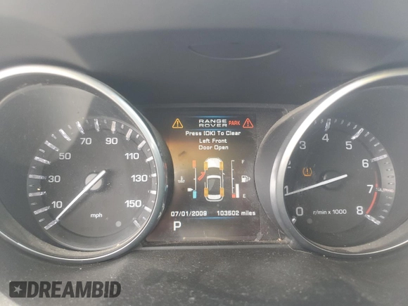2013 Land Rover Range Rover Evoque Prestige Premium with VIN SALVV2BG1DH845601, listed as a Copart auction lot 60924225 with 103,502 mi miles and Salvage title. Bid and sale history available at DreamBid. Image 9.