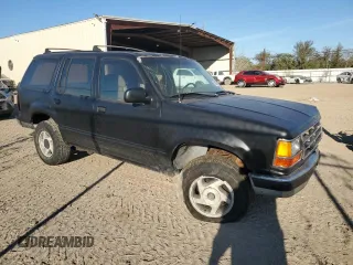1993 Ford Explorer Eddie Bauer z VIN 1FMDU34X6PUA93264, wystawiony jako Copart lot #82560544 z przebiegiem 21 822 mil mil oraz Szkoda całkowita • Salvage title. Historia ofert i sprzedaży dostępna na DreamBid. Obrazek 4.