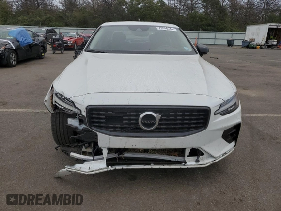 2022 Volvo S60 Momentum with VIN 7JRL12FZXNG161323, listed as a Copart auction lot 72046244 with 20,453 mi miles and Salvage Title. Bid and sale history available at carsss.com. Image 5.