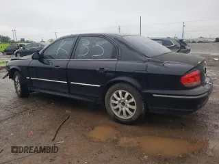 2004 Hyundai Sonata GLS with VIN KMHWF35H04A002738, listed as a Copart auction lot 56995824 with 0 mi miles and Salvage Title. Bid and sale history available at carsss.com. Image 2.