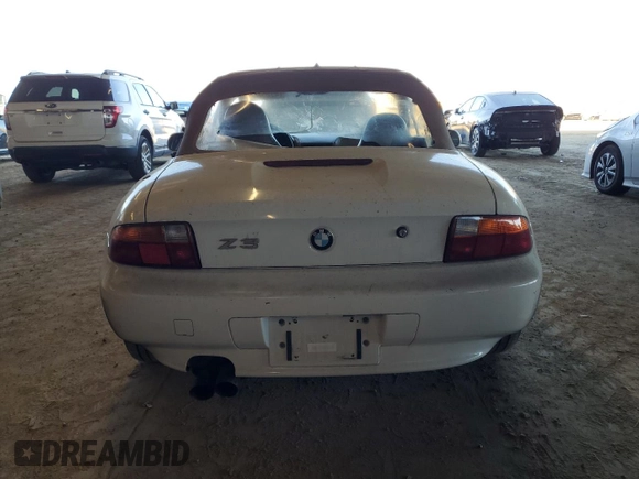 1997 BMW 3 Series 1.9L with VIN 4USCH7324VLB83708, listed as a Copart auction lot 42836745 with 220,898 mi miles and Clean Title. Bid and sale history available at carsss.com. Image 6.