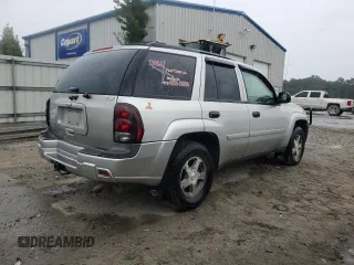 2006 Chevrolet TrailBlazer LS with VIN 1GNDT13S262155097, listed as a Copart auction lot 70462244 with 49,995 mi miles and Salvage Title. Bid and sale history available at DreamBid. Image 3.