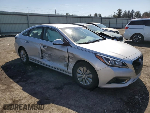 2016 Hyundai Sonata Hybrid SE with VIN KMHE24L1XGA025242, listed as a Copart auction lot 47191383 with 57,688 mi miles. Bid and sale history available at carsss.com. Image 4.