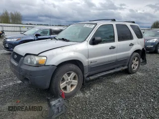 2005 Ford Escape Hybrid with VIN 1FMCU95H75KC07240, listed as a Copart auction lot 52515925 with 217,237 mi miles and Salvage Title. Bid and sale history available at carsss.com. Image 1.
