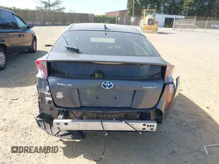 2016 Toyota Prius Two with VIN JTDKBRFU6G3510041, listed as a IAAI auction lot 42031473 with 157,885 mi miles. Bid and sale history available at carsss.com. Image 16.