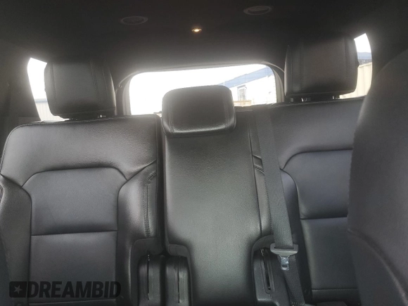 2018 Ford Explorer XLT z VIN 1FM5K7D85JGC32493, wystawiony jako Copart lot #61495965 z przebiegiem 100 830 mil mil oraz Szkoda całkowita • Salvage title. Historia ofert i sprzedaży dostępna na DreamBid. Obrazek 10.