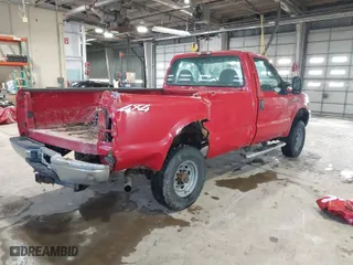 2000 Ford Super Duty F-250 XL with VIN 1FTNF21L0YEB96710, listed as a IAAI auction lot 41534150 with 296,680 mi miles. Bid and sale history available at carsss.com. Image 4.