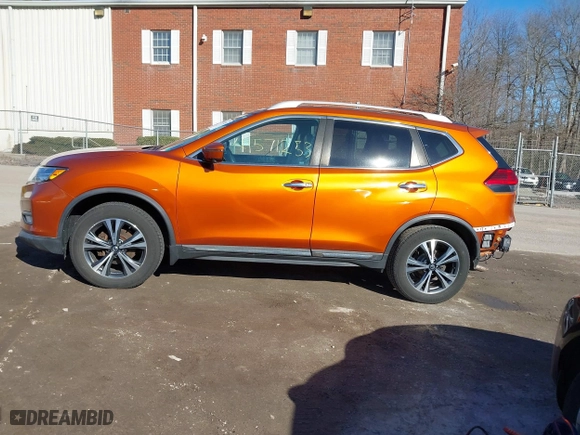 2017 Nissan Rogue SL with VIN 5N1AT2MV9HC762391, listed as a IAAI auction lot 41571253 with 127,929 mi miles. Bid and sale history available at carsss.com. Image 14.