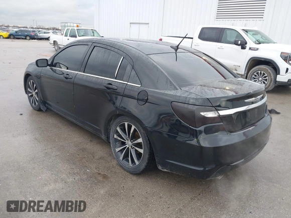 2012 Chrysler 200 S with VIN 1C3CCBHG6CN233751, listed as a IAAI auction lot 41470241 with 173,383 mi miles. Bid and sale history available at carsss.com. Image 3.