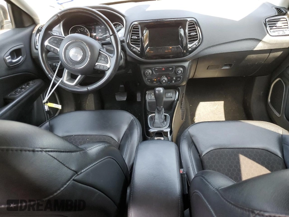 2020 Jeep Compass Latitude with VIN 3C4NJCBB8LT166292, listed as a Copart auction lot 59352365 with 81,397 mi miles and Salvage title. Bid and sale history available at DreamBid. Image 8.