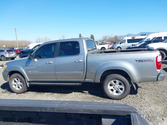 2005 Toyota Tundra SR5 with VIN 5TBET34105S483228, listed as a IAAI auction lot 41640857 with 214,498 mi miles. Bid and sale history available at carsss.com. Image 15.