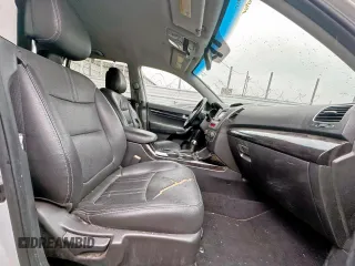 2014 Kia Sorento EX with VIN 5XYKU4A75EG537092, listed as a Copart auction lot 46195065 with 145,087 mi miles and Clean Title. Bid and sale history available at carsss.com. Image 5.