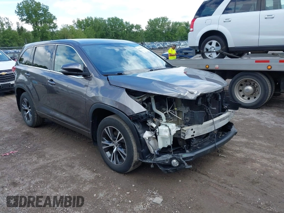 2017 Toyota Highlander LE with VIN 5TDBZRFH0HS484454, listed as a IAAI auction lot 42338740 with 58,047 mi miles and . Bid and sale history available at DreamBid. Image 1.