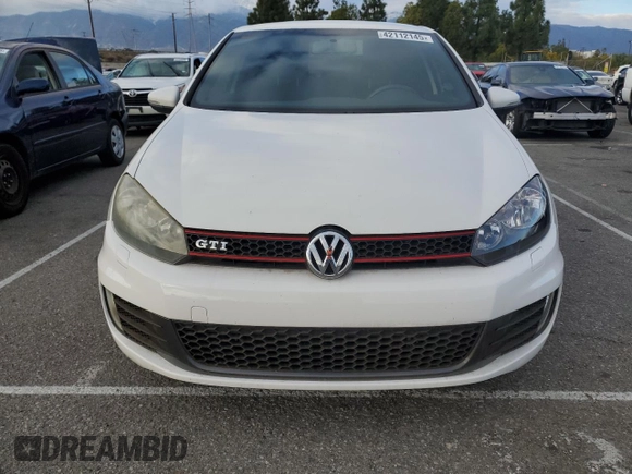 2013 Volkswagen GTI с VIN WVWED7AJ7DW106930, выставлен на аукционе Copart как лот 42112145 с пробегом 152 196 миль миль и Списание • Salvage title. История ставок и продаж доступна на DreamBid. Изображение 5.