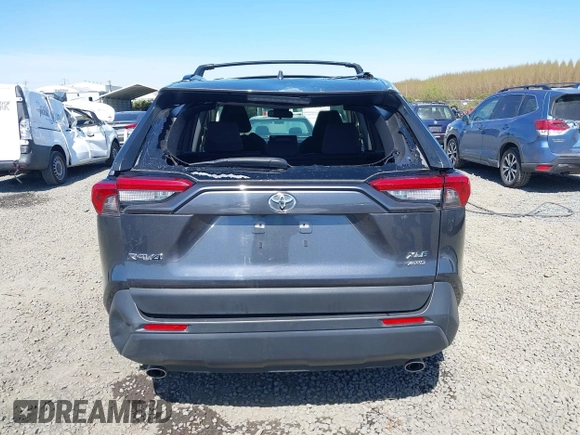 2019 Toyota RAV4 XLE with VIN JTMP1RFV9KD522379, listed as a IAAI auction lot 42002573 with 38,895 mi miles and . Bid and sale history available at DreamBid. Image 16.