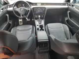 2019 Volkswagen Arteon SE z VIN WVWBR7AN4KE000929, wystawiony jako Copart lot #57187065 z przebiegiem 88 046 mil mil oraz Tytuł czysty. Historia ofert i sprzedaży dostępna na DreamBid. Obrazek 8.