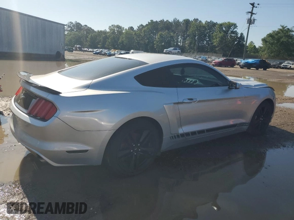 2015 Ford Mustang EcoBoost z VIN 1FA6P8TH4F5347094, wystawiony jako Copart lot #54190035 z przebiegiem 130 210 mil mil oraz Szkoda całkowita • Salvage title. Historia ofert i sprzedaży dostępna na DreamBid. Obrazek 3.
