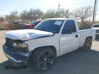 2000 GMC New Sierra 1500 SLE with VIN 1GTEC14W4YZ118674, listed as a IAAI auction lot 41726001 with 169,858 mi miles. Bid and sale history available at carsss.com. Image 6.