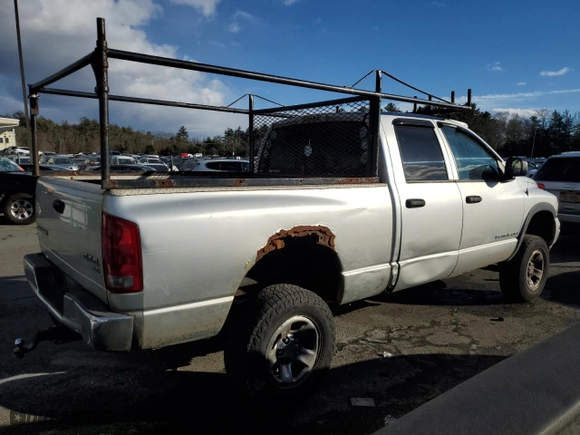 2003 Dodge Ram 1500 ST with VIN 1D7HU18D83J672364, listed as a Copart auction lot 43770495 with 0 mi miles and Salvage Title. Bid and sale history available at carsss.com. Image 3.