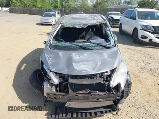 2015 Nissan Note SV with VIN 3N1CE2CPXFL390347, listed as a IAAI auction lot 42115455 with 117,924 mi miles and . Bid and sale history available at DreamBid. Image 6.