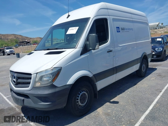 2017 Mercedes-Benz Sprinter Cargo Worker with VIN WD3PE7CD6HP570525, listed as a IAAI auction lot 42096771 with 276,337 mi miles. Bid and sale history available at carsss.com. Image 17.