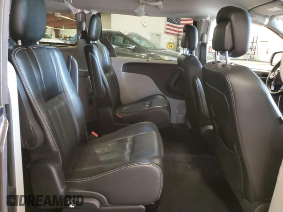 2015 Chrysler Town & Country Touring L z VIN 2C4RC1CG2FR597048, wystawiony jako Copart lot #58446055 z przebiegiem 208 203 mil mil oraz Czysty tytuł • Clean title. Historia ofert i sprzedaży dostępna na DreamBid. Obrazek 11.
