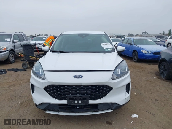 2020 Ford Escape SE с VIN 1FMCU0G62LUC72330, выставлен на аукционе IAAI как лот 42484552 с пробегом 43 999 миль миль и . История ставок и продаж доступна на DreamBid. Изображение 12.