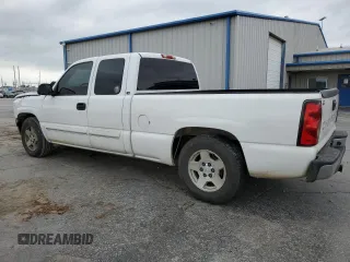 2005 Chevrolet Silverado 1500 LS z VIN 2GCEC19T551358173, wystawiony jako Copart lot #54728615 z przebiegiem 177 799 mil mil oraz Szkoda całkowita • Salvage title. Historia ofert i sprzedaży dostępna na DreamBid. Obrazek 2.