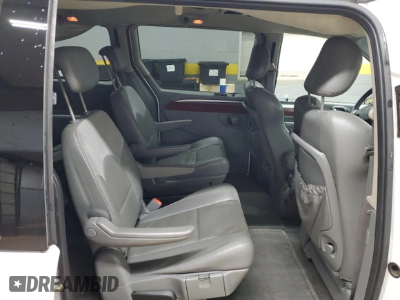 2007 Chrysler Town & Country Limited with VIN 2A8GP64L47R171635, listed as a Copart auction lot 44919485 with 172,136 mi miles and Salvage Title. Bid and sale history available at DreamBid. Image 11.
