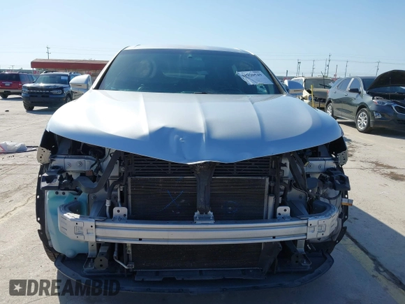 2016 Lincoln MKX Select with VIN 2LMTJ6KRXGBL76495, listed as a IAAI auction lot 41990549 with 139,525 mi miles and . Bid and sale history available at DreamBid. Image 13.