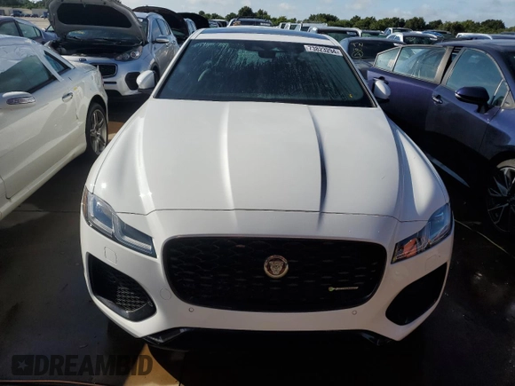 2022 Jaguar XF R-Dynamic SE with VIN SAJBL4GXXNCY91125, listed as a Copart auction lot 73823294 with 0 mi miles and Salvage Title. Bid and sale history available at carsss.com. Image 5.